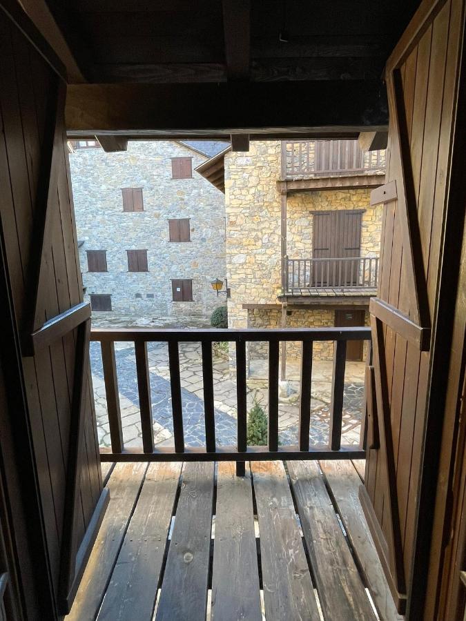 SahunUrbanizacion Linsoles - Benasqueアパートメント エクステリア 写真
